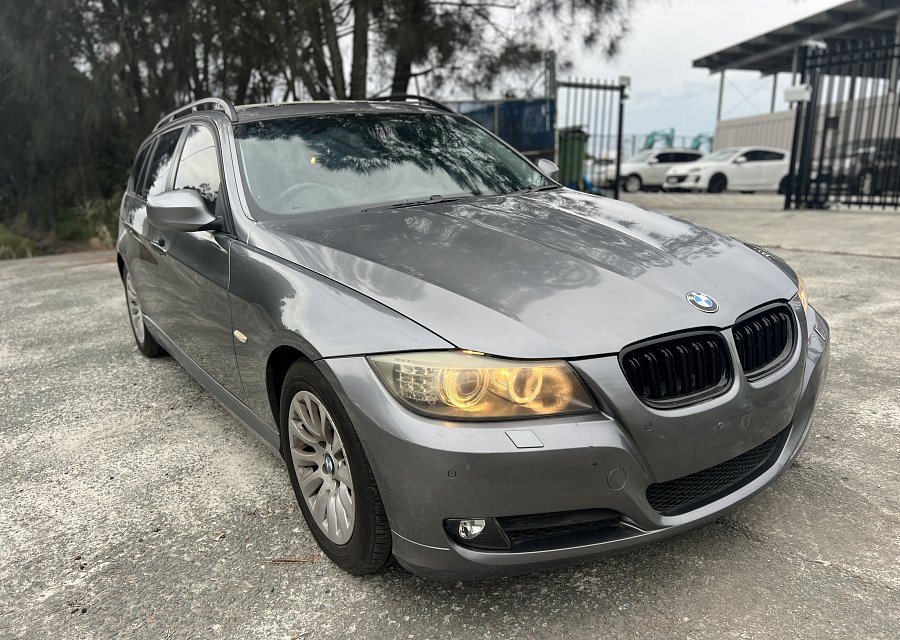2009 BMW 320i Wagon Automatic