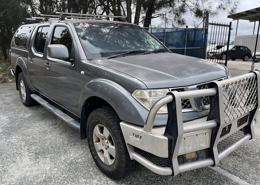 2009 Nissan Navara ST Dual cab 